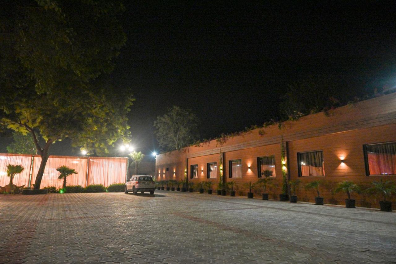 Md Farms And Resorts Mathura Exterior foto
