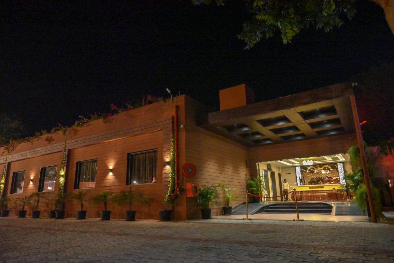 Md Farms And Resorts Mathura Exterior foto